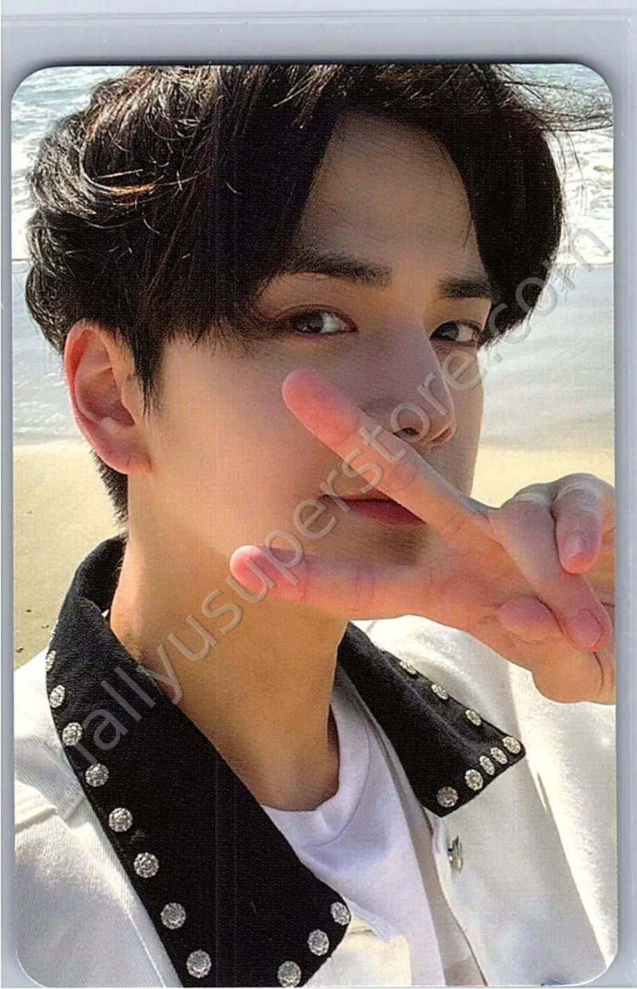 THE BOYZ - Younghoon - Be Aware album photocard document version