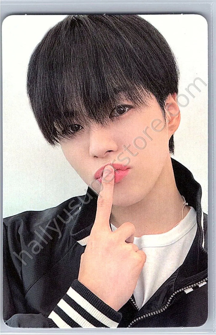 TREASURE - Yoon Jaehyuk - Funny Treasure