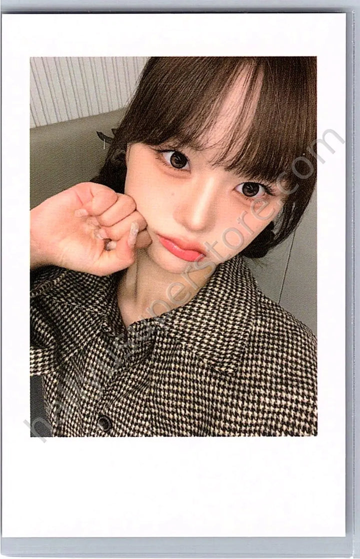 tripleS - Seoah - Assemble25 fansign polaroid round 4 withmuu
