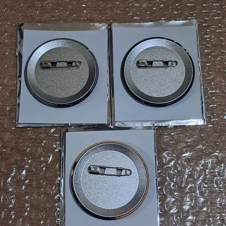 [SOLD OUT] (미사용) 주술회전 고죠 사토루 뱃지 세트