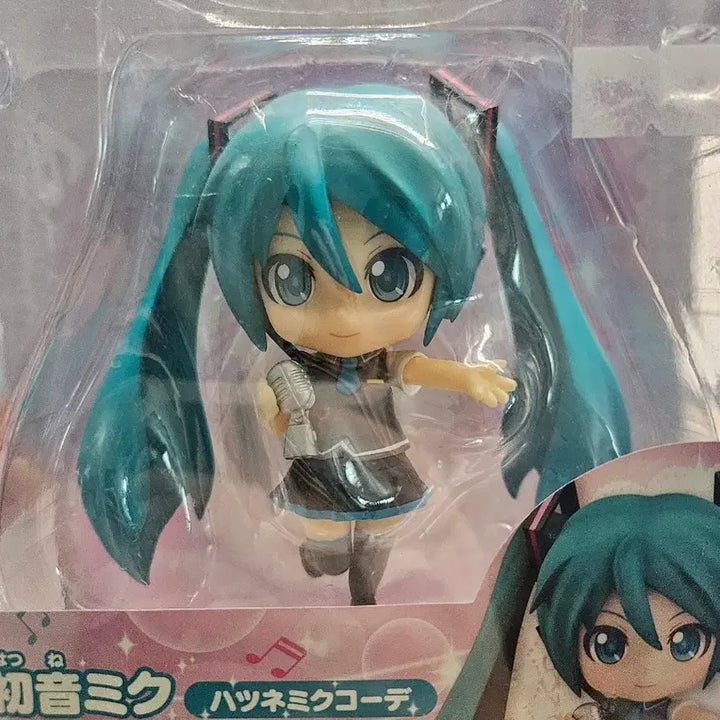 [BUNJANG] Miku Nendoroid Figure / 고전 미소녀 피규어 미쿠 넨드로이드