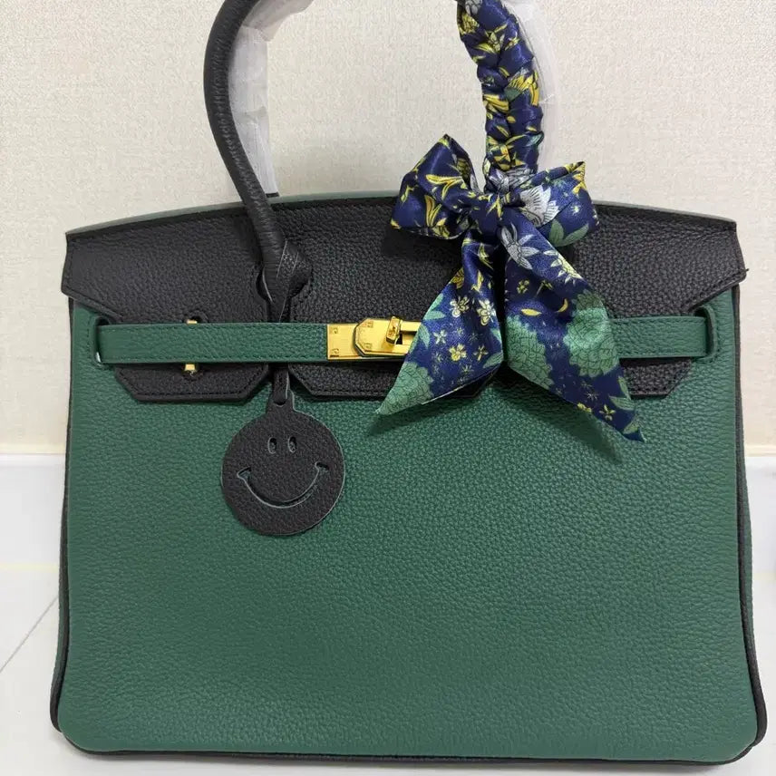 [BUNJANG] Natural Cowhide Two-Tone Tote Bag / 천연소가죽 가방