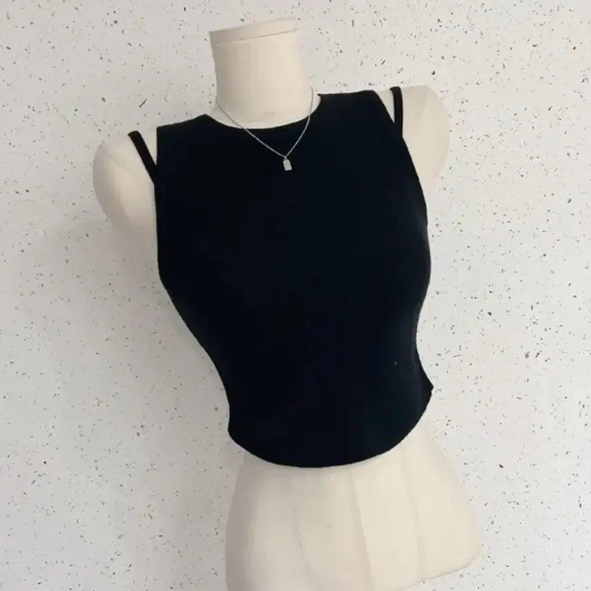 [BUNJANG] Imported Ribbed Crop Top / 수입의류 쫀쫀 골지 민소매 크롭