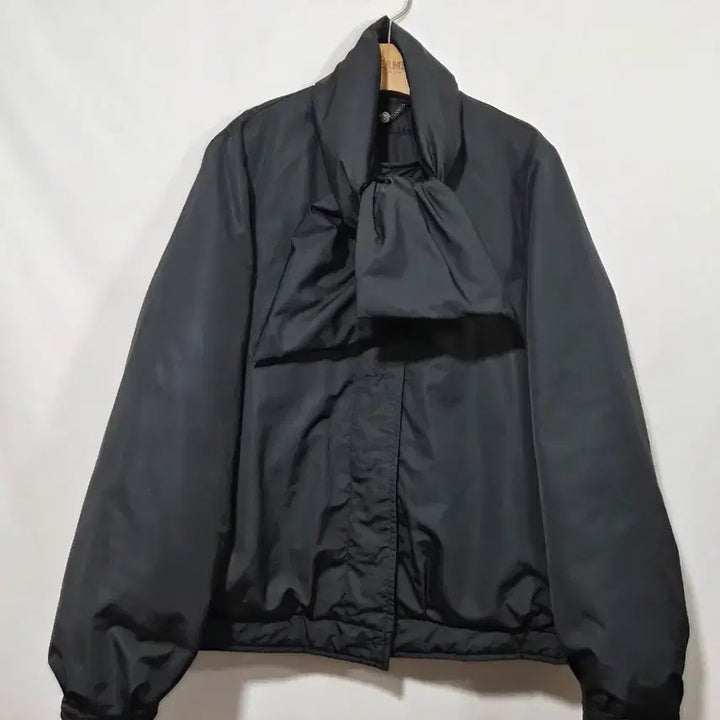 [BUNJANG] Ferragamo Lightweight Goose Down Jacket / 페라가모 경량 구스패딩 자켓