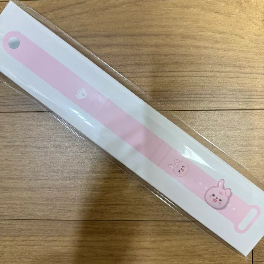[SOLD OUT] 데이식스 마데워치 커스텀 스트랩 쁘띠멀즈 필끼 원필