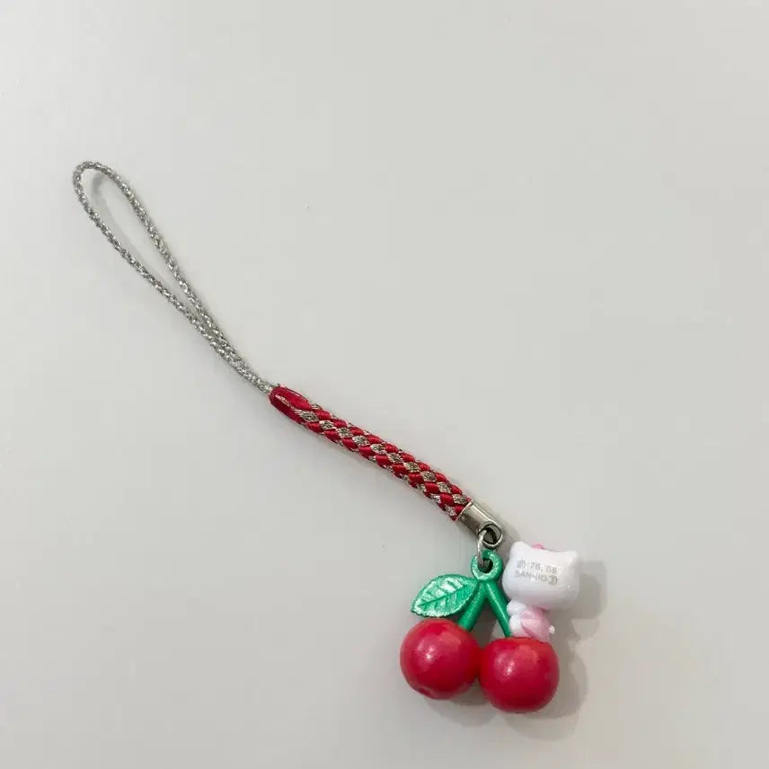 [BUNJANG] Hello Kitty Cherry Strap Keyring / 고전키티스트랩 체리키티스트랩 야마나시한정체리키티 킽스 헬로키티 키링