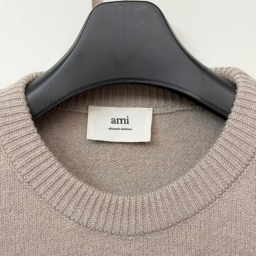 [BUNJANG] Ami Virgin Wool Big Heart Knit Beige L / 아미 버진울 빅하트 니트 베이지 L