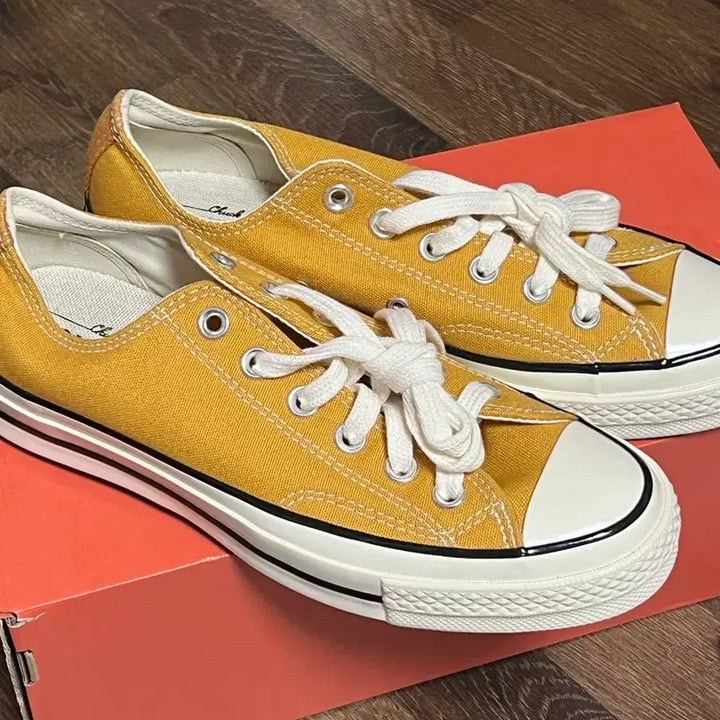 [BUNJANG] Converse Chuck 70 Low Sunflower Sneakers / 컨버스 척 70 로우 옐로우 (썬플라워)