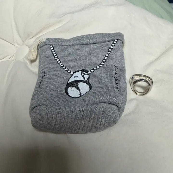[SOLD OUT] 허비그하로 박효신 굿즈 V ring