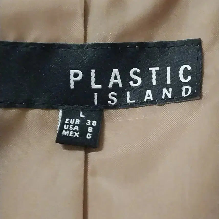 [BUNJANG] Plastic Island Beige Trench Coat (Size 55) / 플라스틱 아일랜드 베이지 트렌치 코트 55
