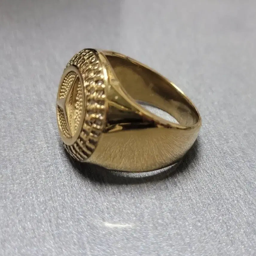 [BUNJANG] Benz Gold-Plated Ring / 멋스런 벤츠 마크 금도금 반지