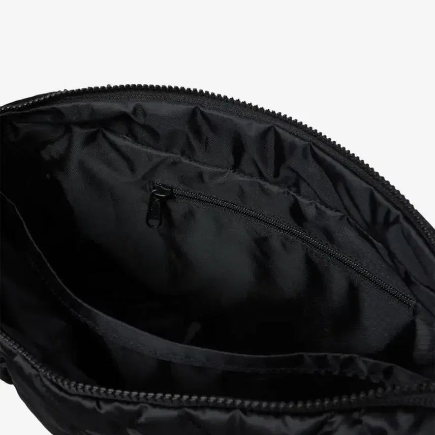 [BUNJANG] Laper Heart Quilted Cross Bag - Black / 라퍼 하트 퀼팅 크로스 백 블랙