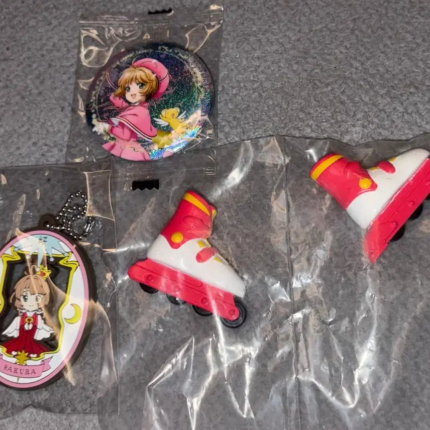 [BUNJANG] Cardcaptor Sakura: Clear Card Collection Vol. 2 Rollerblade Badge Strap / 카드 캡터 체리 사쿠라 봉인해제 컬렉션 2탄 롤러블레이드 캔뱃지 스트랩