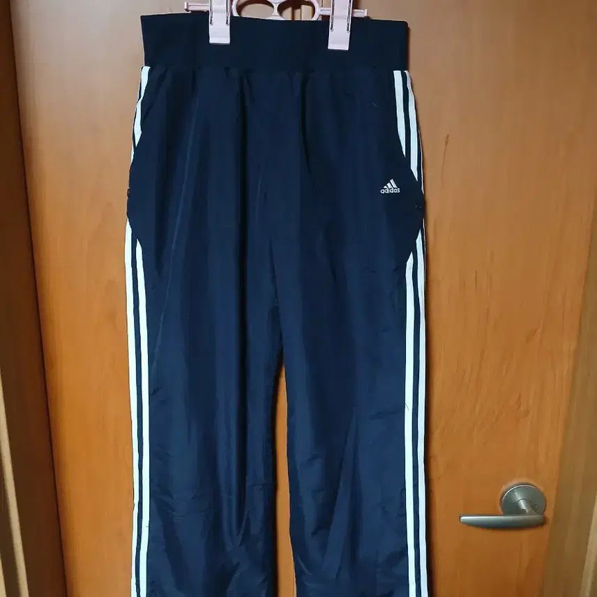 [BUNJANG] Adidas Three Stripes Training Pants Navy / 아디다스 삼선 트레이닝 바지 네이비