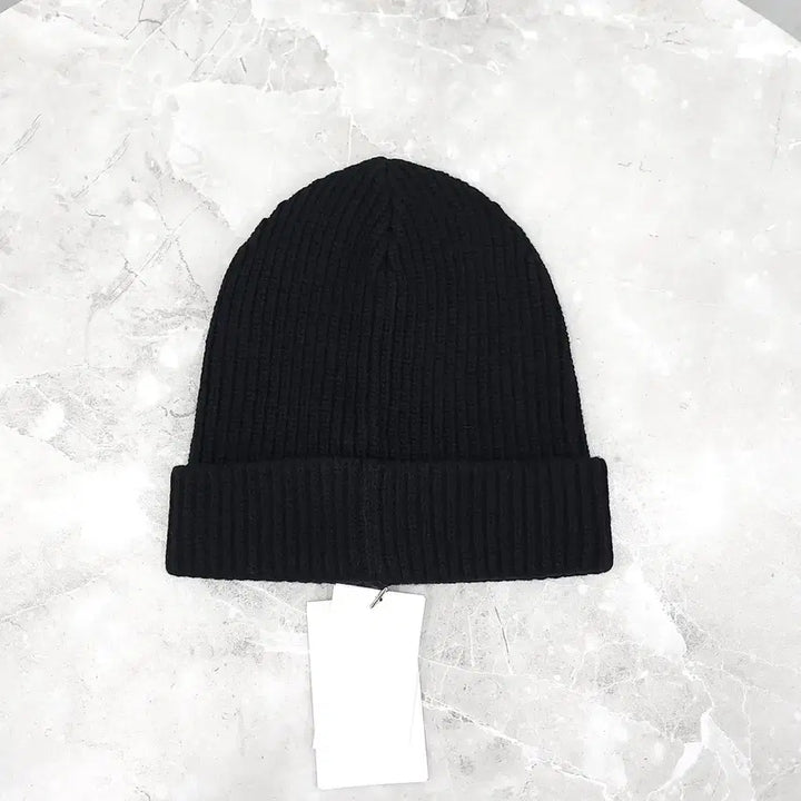 [BUNJANG] Celine Gradient Logo Beanie / 셀린느 그라데이션 로고 비니 2A07Z666Q