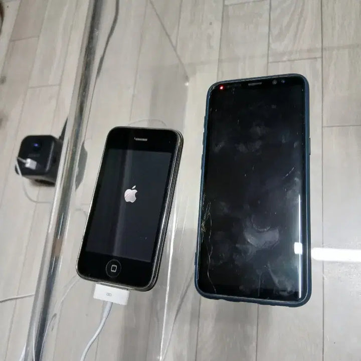 [BUNJANG] Vintage Apple iPhone (1st Generation) / 골동품 초레어 초창기 아이폰