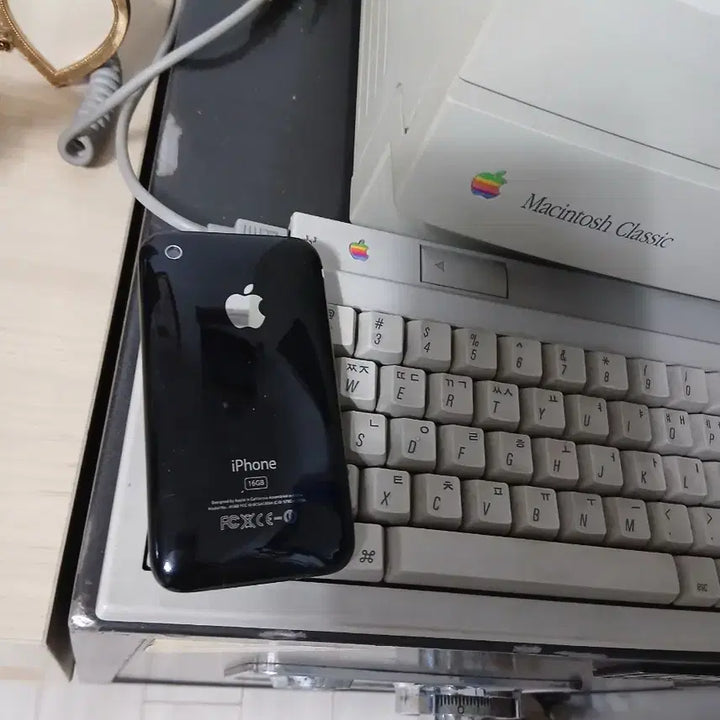 [BUNJANG] Vintage Apple iPhone (1st Generation) / 골동품 초레어 초창기 아이폰