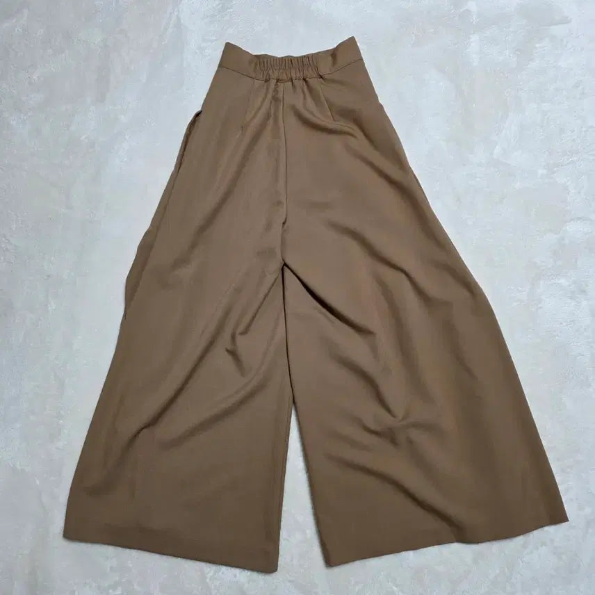 [BUNJANG] JPique Wide Culotte Slacks Pants / (1)여성 제이피크 뒷밴딩 와이드 큐롯 슬랙스 팬츠