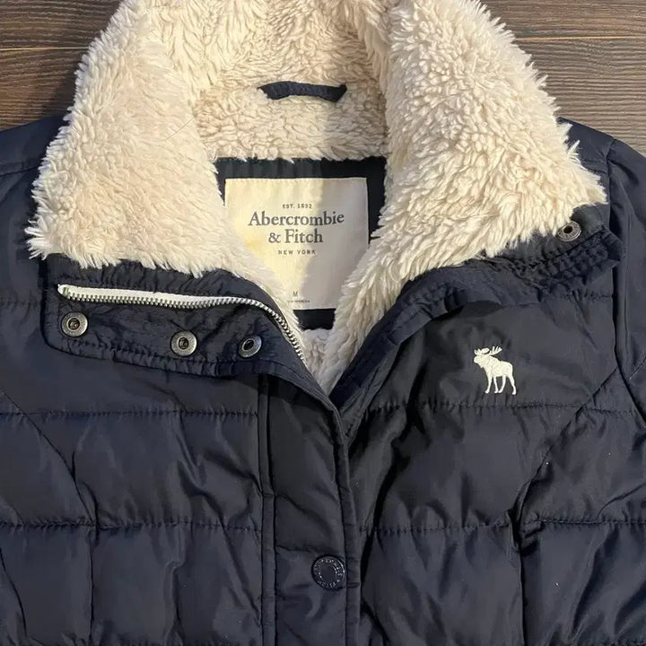 [BUNJANG] Abercrombie Navy Quilted Padded Jumper M / 아베크롬비 네이비 퀼팅 패딩 점퍼 M