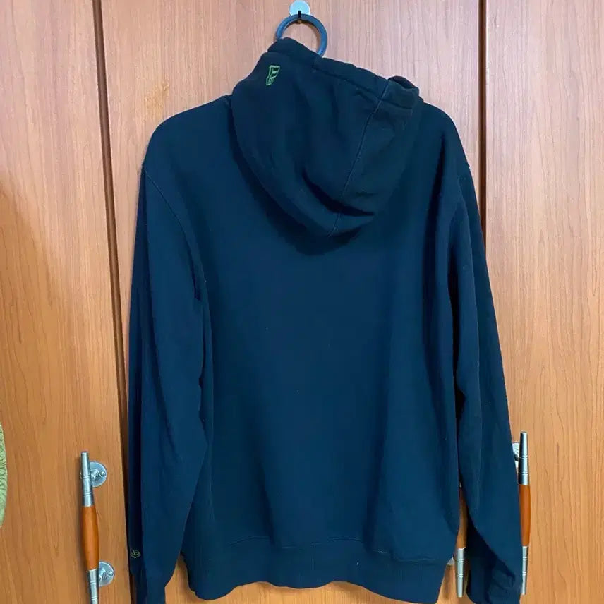 [BUNJANG] BALANSA New Era Hoodie L Size / [BALANSA] 발란사 뉴에라 후드티 L사이즈