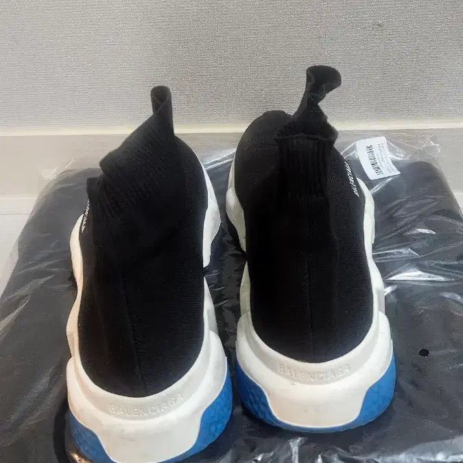 [BUNJANG] Balenciaga Speedrunner Size 42 Sneakers / 발렌시아가 스피드러너 42사이즈
