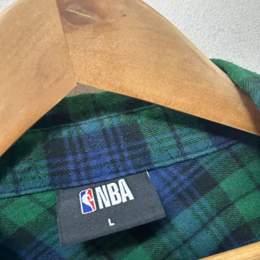 [BUNJANG] NBA Minnesota Timberwolves Checkered Shirt (Size 100) / NBA 미네소타 울브스 체크 셔츠 100사이즈