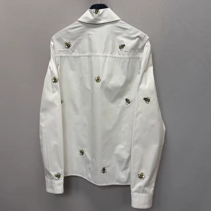 [BUNJANG] Dior x KAWS Bee Embroidered Shirt / 디올 x 카우스 꿀벌 자수 셔츠 ( 105~110 )