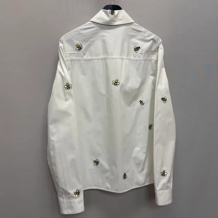 [BUNJANG] Dior x KAWS Bee Embroidered Shirt / 디올 x 카우스 꿀벌 자수 셔츠 ( 105~110 )