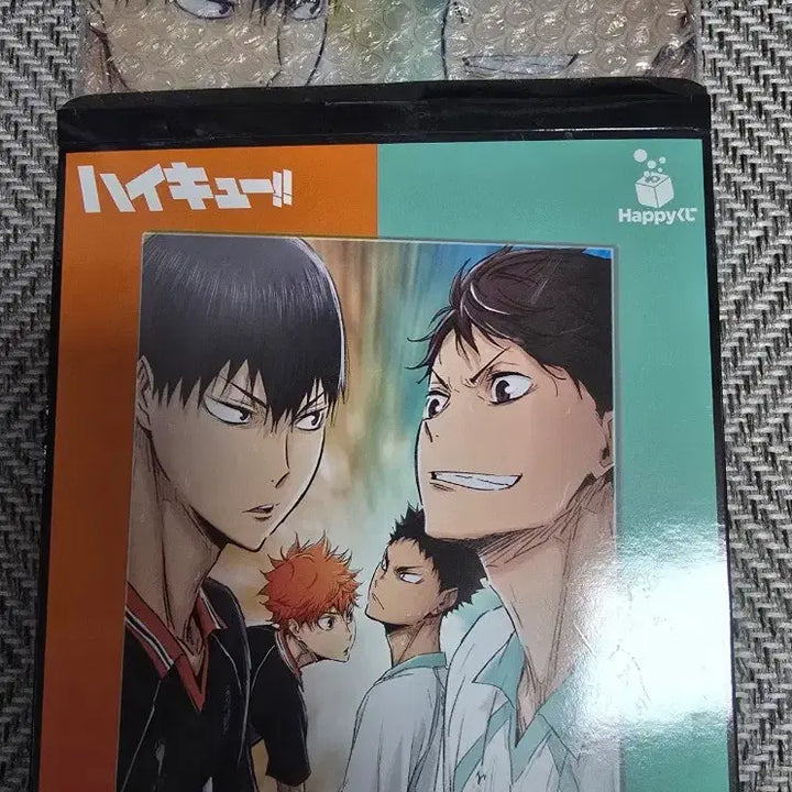 [BUNJANG] Haikyu Iwaizumi Acrylic Stand Badge Set / 해피쿠지 하이큐 아크릴,뱃지 세트