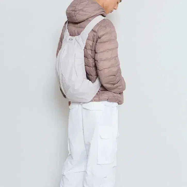 [BUNJANG] NOHIACO Trail Running Backpack (Light Gray) / 노이아고 트레일 러닝 백팩 (라이트그레이)