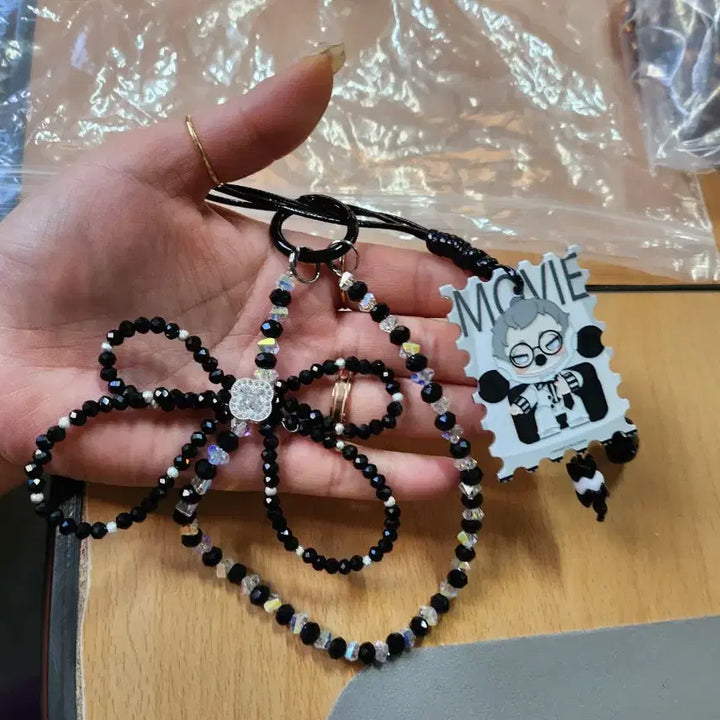 [BUNJANG] Crystal Ribbon Keyring / 크리스탈 리본 키링 (핸드메이드)