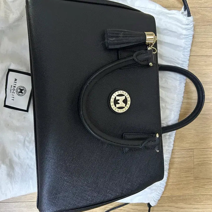 [BUNJANG] Metro City Black Tote Bag / 메트로시티 블랙 토트백 가방