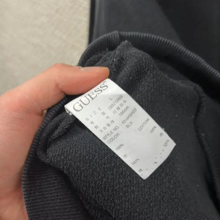 [SOLD OUT] 게스 자수로고 캐주얼 맨투맨 L M10567