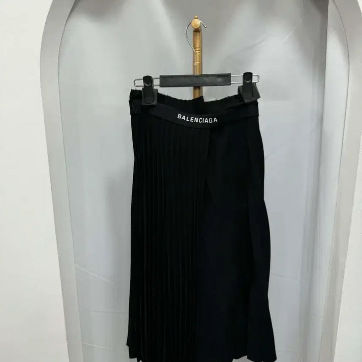 [BUNJANG] Balenciaga Skirt 38 Size / 백화점판 발렌시아가 스커트 38사이즈