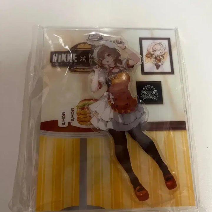 [SOLD OUT] (미개봉) 맘스터치 승리의 여신 니케 콜라보