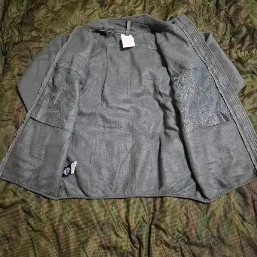 [BUNJANG] US Military FR Polartec Jacket M-R / 미군 FR 난염 폴라텍 자켓 M-R 105
