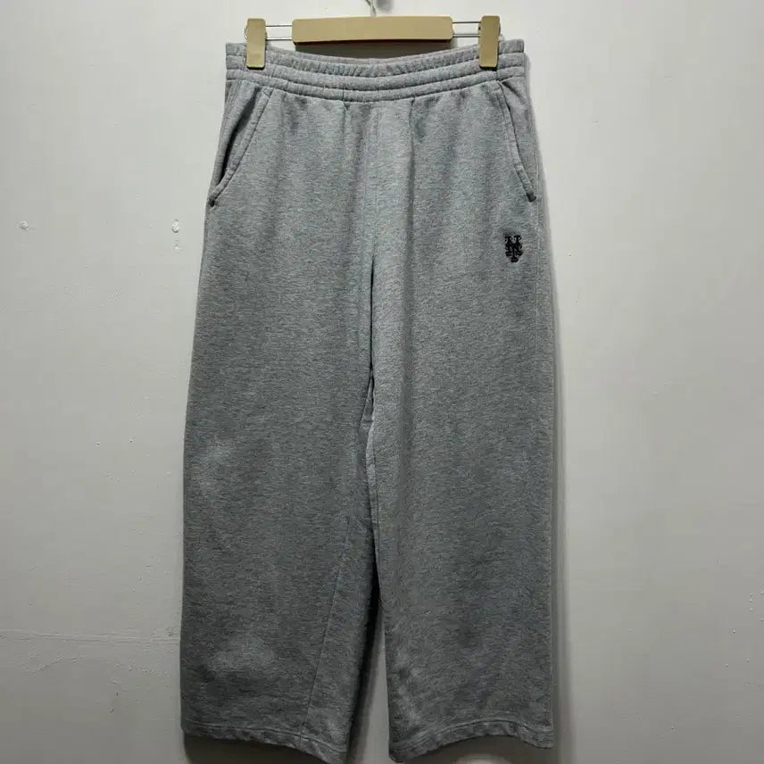 [BUNJANG] MLB Wide Training Pants M / MLB 와이드 트레이닝복 바지 팬츠 M