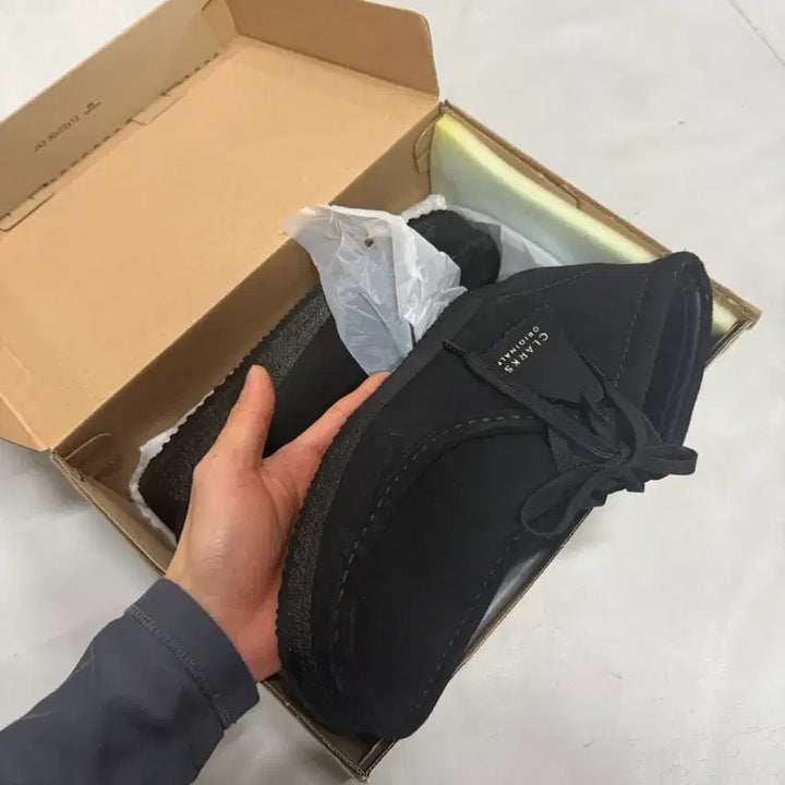 [BUNJANG] Clarks Wallabee Boots with Sole Reinforcement / 밑창보강 클락스 왈라비 부츠 새상품