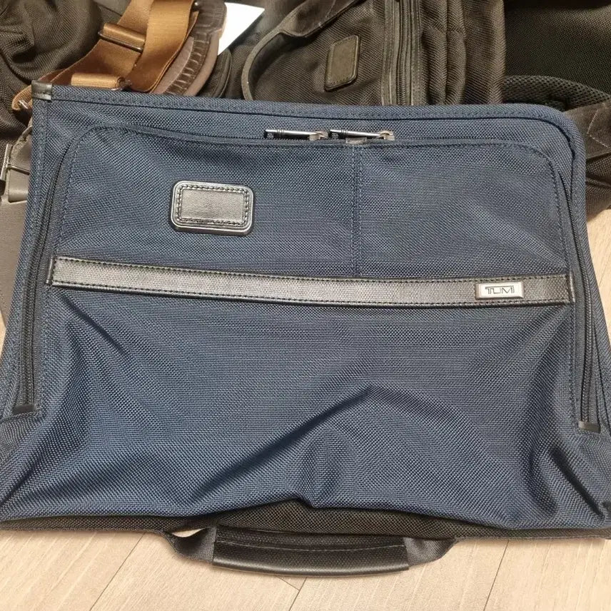 [BUNJANG] TUMI 1931 Clutch Bag / 투미  일파3 클러치백 2603167NVY3E