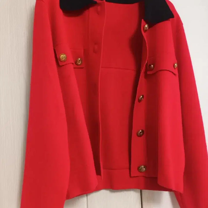 [BUNJANG] Luxury Wool Knit Top / 고급  양모. 20% 금장 버튼