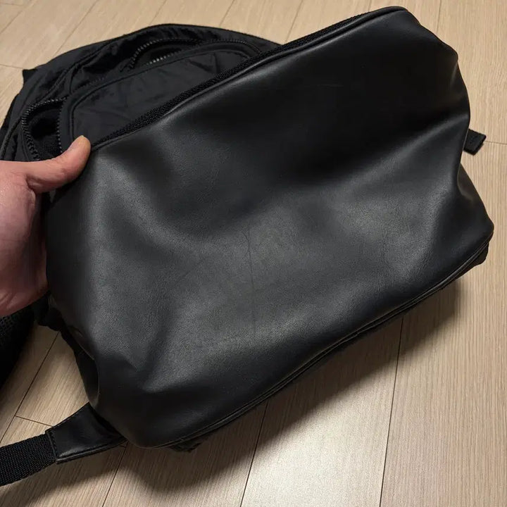 [BUNJANG] Lacoste Multi-Pocket Backpack / 일본판)라코스테 멀티포켓 백팩