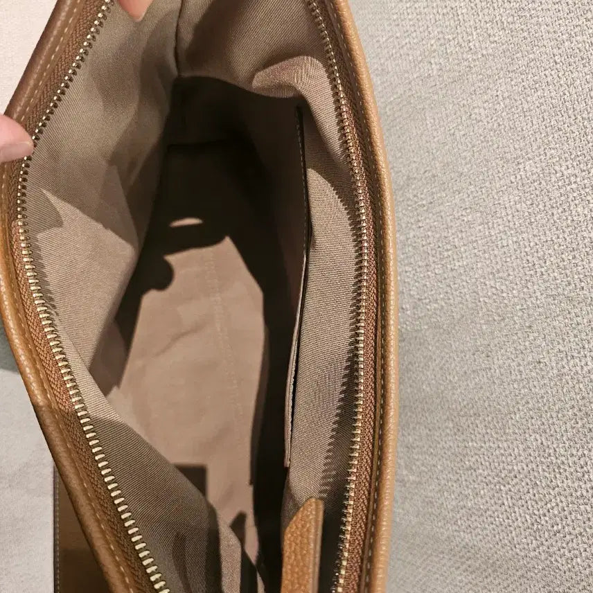 [BUNJANG] Louis Quatorze Shoulder Bag / 루이까또즈 숄더백