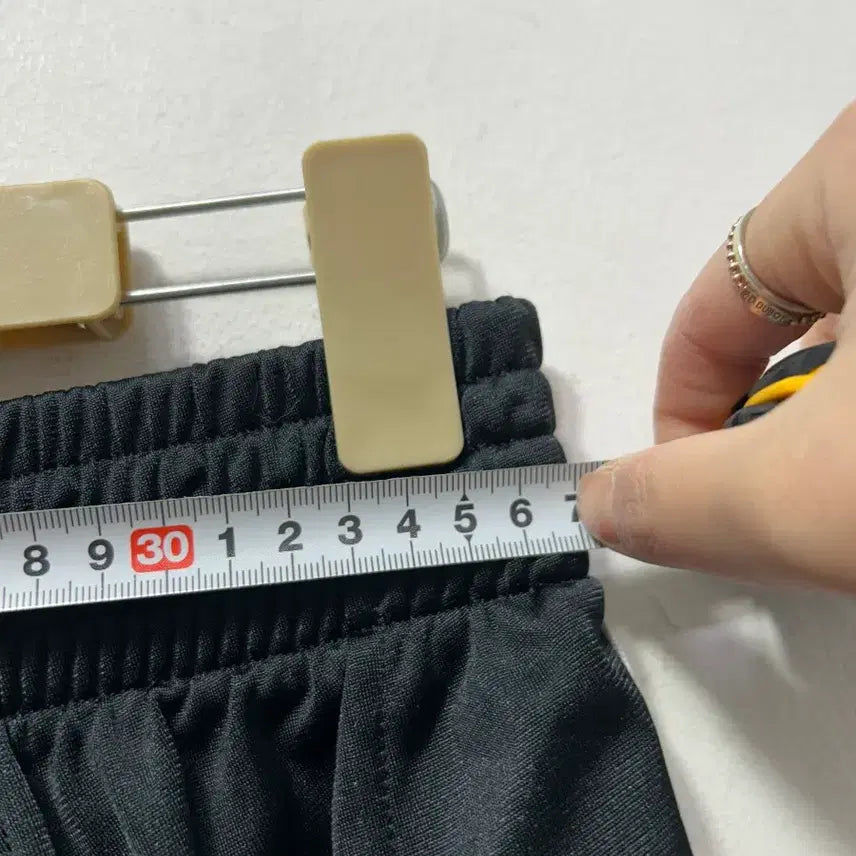 [BUNJANG] Adidas Three-Stripe Training Pants M / 아디다스 삼선 트레이닝 보호대 트레이닝복 바지 M