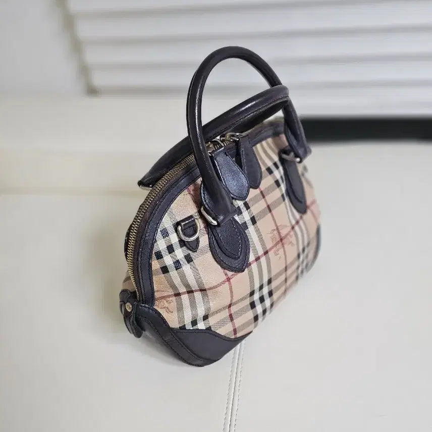 [BUNJANG] Burberry Checkered Tote Bag (Mini) / 버버리 체크 토트백 미니사이즈