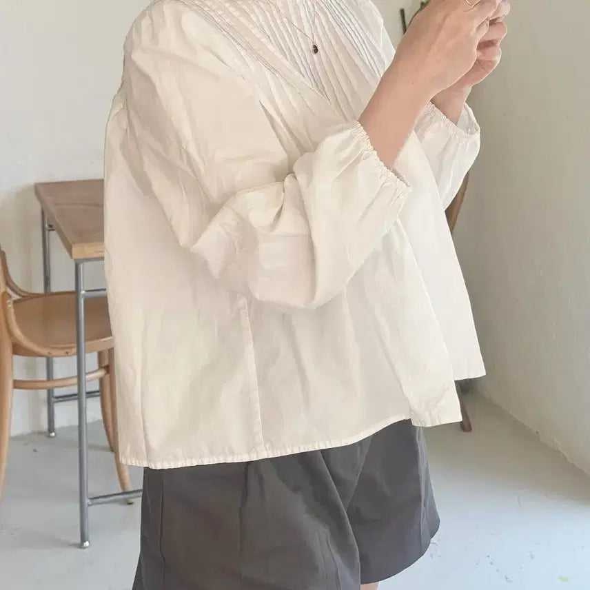[BUNJANG] Basic Pintuck Blouse / 베이직 핀턱 블라우스