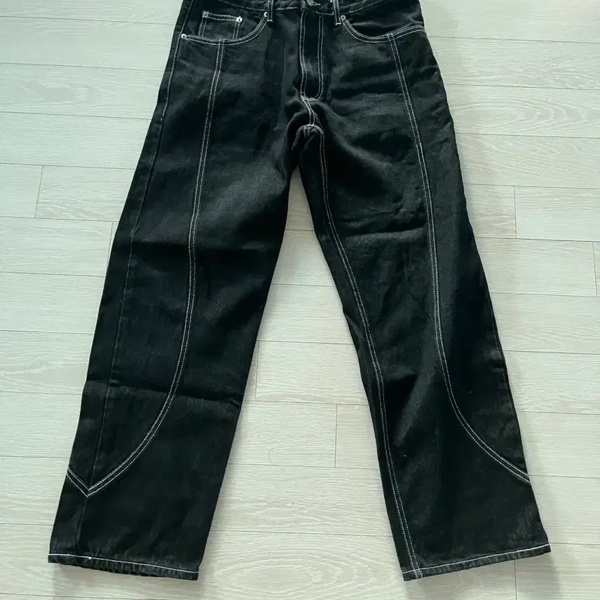 [BUNJANG] Unaffected Track Denim Pants / 언어펙티드 트렉 데님