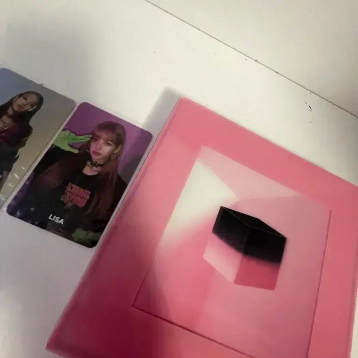 [SOLD OUT] 블랙핑크 앨범 + 제니/리사 포토카드
