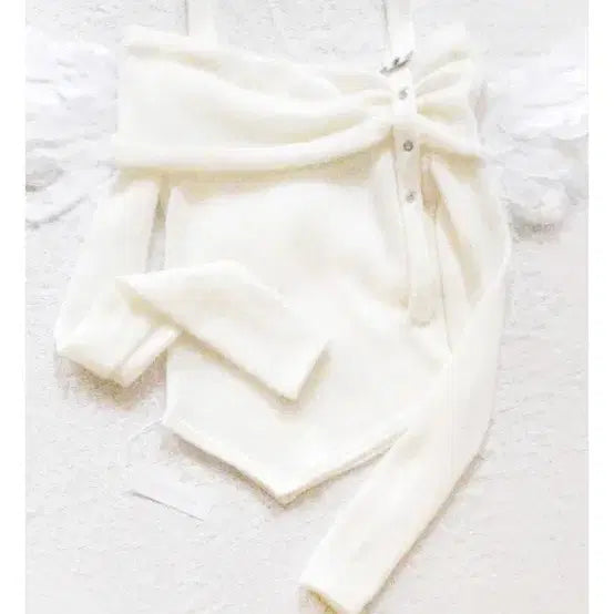 [BUNJANG] Angelic Virgins Gina Sweater Top / 엔젤릭버진스 지나 스웨터 탑