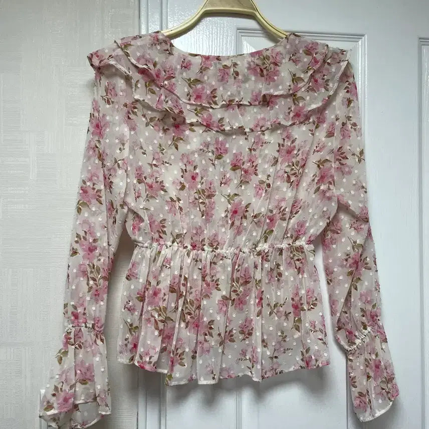 [SOLD OUT] 미쏘 플라워 블라우스