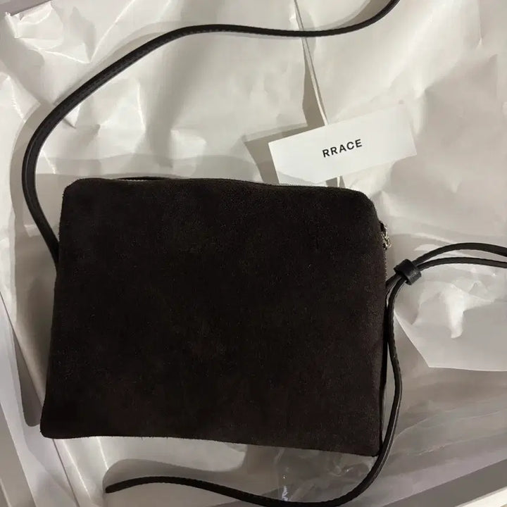 [BUNJANG] RRACE Square Mini Bag / 레이스미니백  RRACE Square Mini Bag (새상품 원가20)